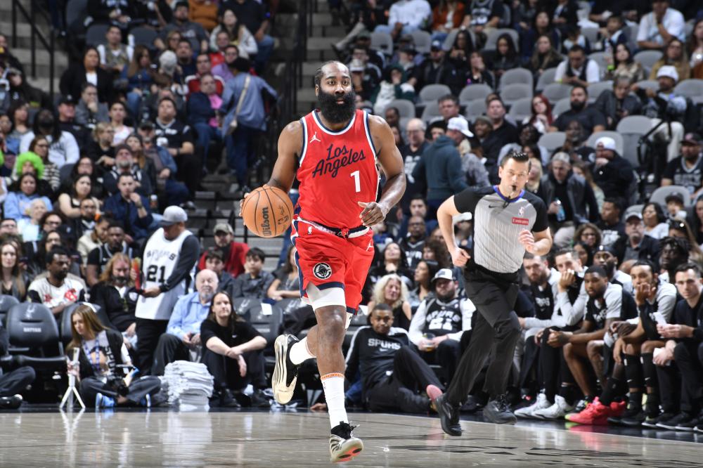 主场斗志 主场斗志