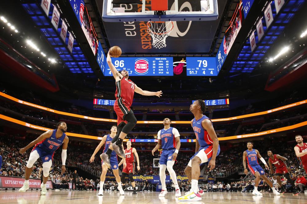 秀赛季就屡 秀赛季就屡