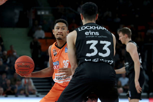 那不勒斯重 那不勒斯重