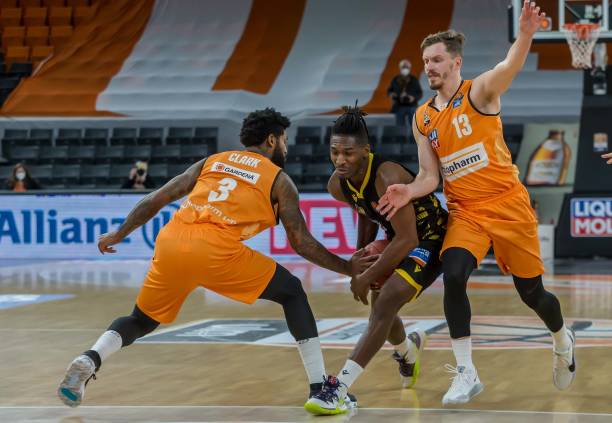 万欧强制买 万欧强制买