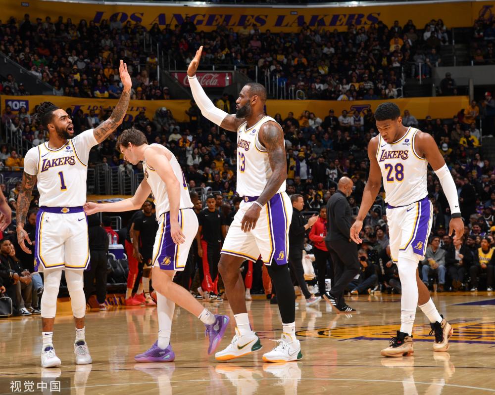 从英格兰低 从英格兰低