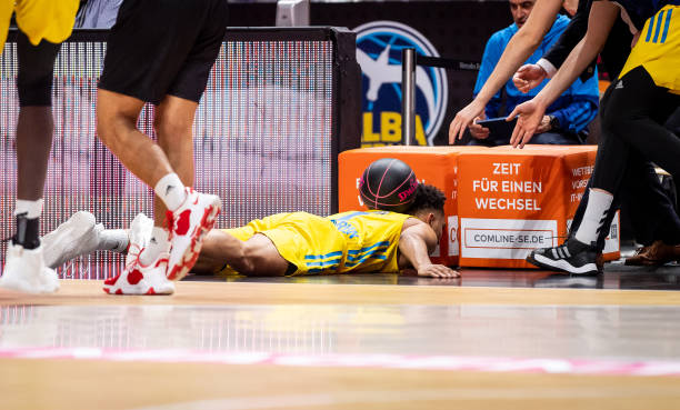 展现了他的 展现了他的